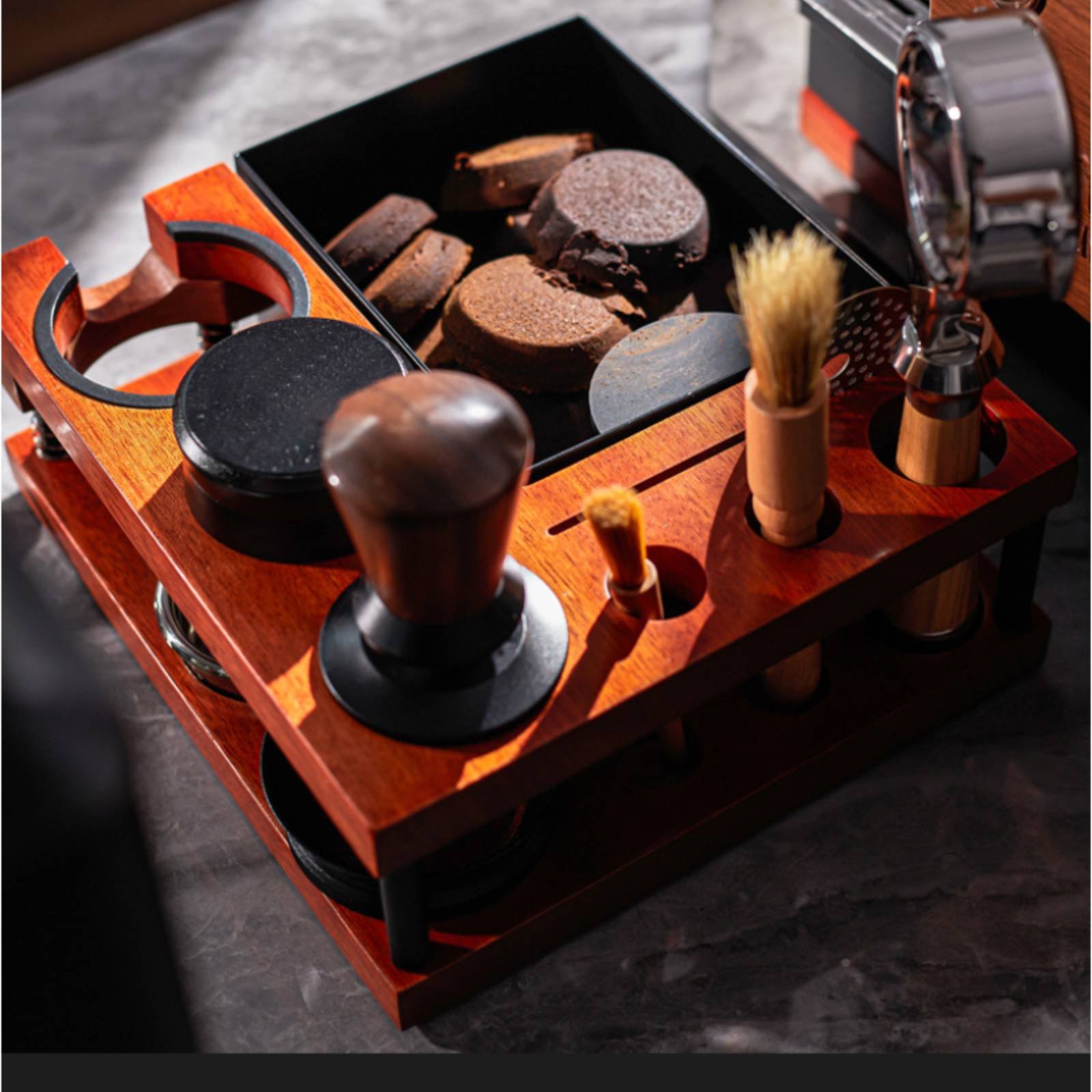 Wood Tamping Station Multi-Fun - đánh giá và giá Home Barista